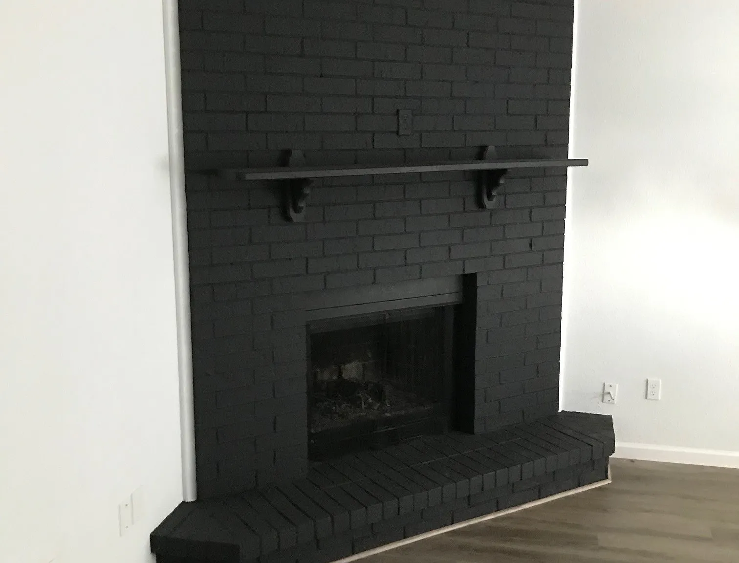 2 bed, 1.5 bath, 1042 sqft, $1,800 — Photo 3