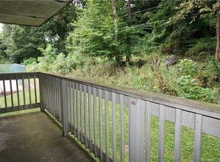 5 Nabby Rd Unit B122, Danbury, CT 06811
