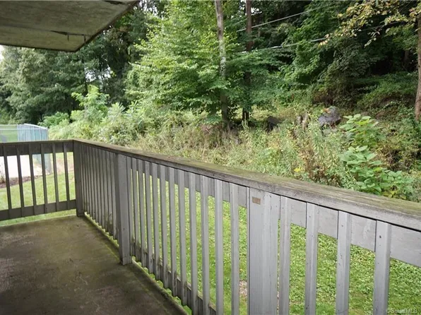 5 Nabby Rd Unit B122, Danbury, CT 06811