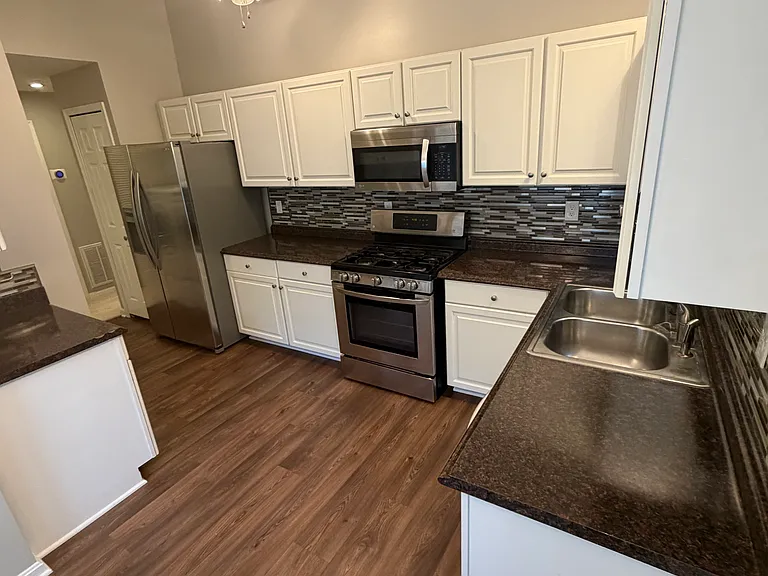 307 Tall Pines Ct #L — Photo 34