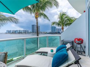 2000 Bay Dr APT 209, Miami Beach, FL 33141