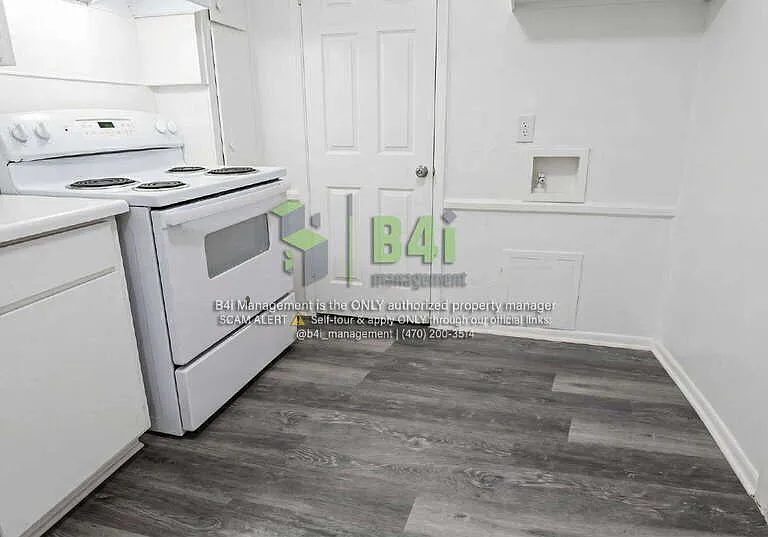 1010 Sexton Dr — Photo 10
