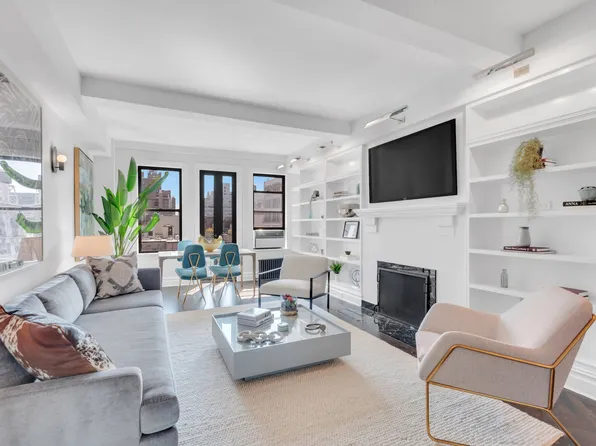 21 East Tenth Street image 1 of 8