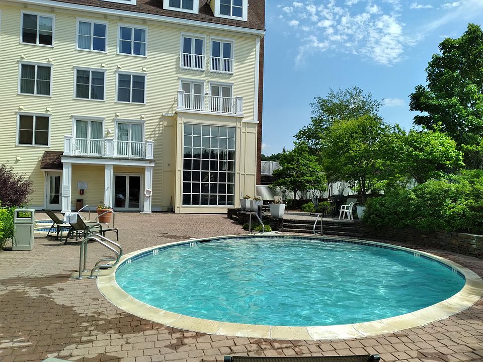 Pool area