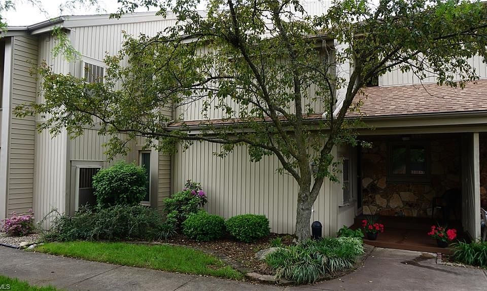 1st image of 2631 Jackie Ln #4