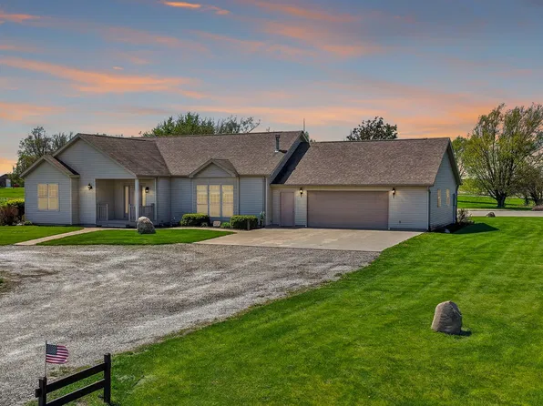2481 20th Pl, Lacona, IA 50139