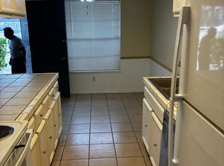 6700 Escondido Dr, El Paso, TX 79912