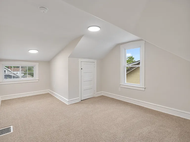 1638 Lexington Ave — Photo 24
