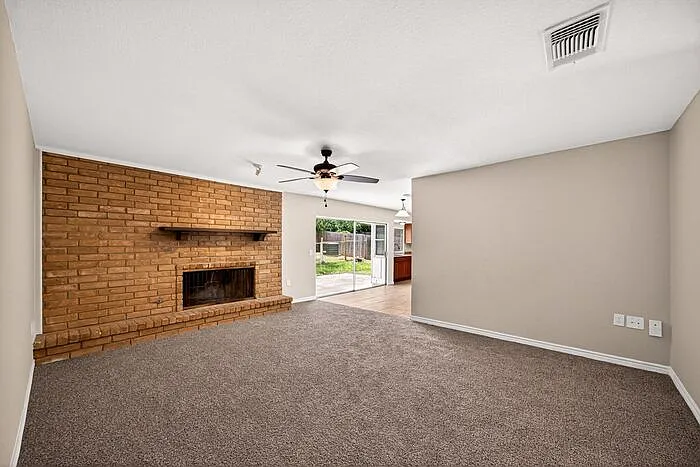 6222 Fort Maddin St — Photo 8