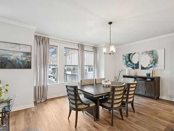 3rd image of 1336 Stanley Park Dr #1