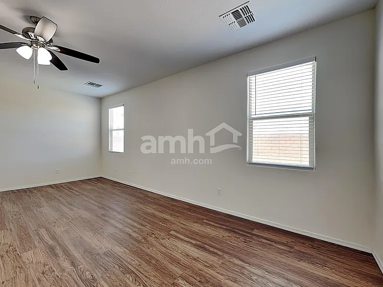 4610 E Fire Opal Ln — Photo 8
