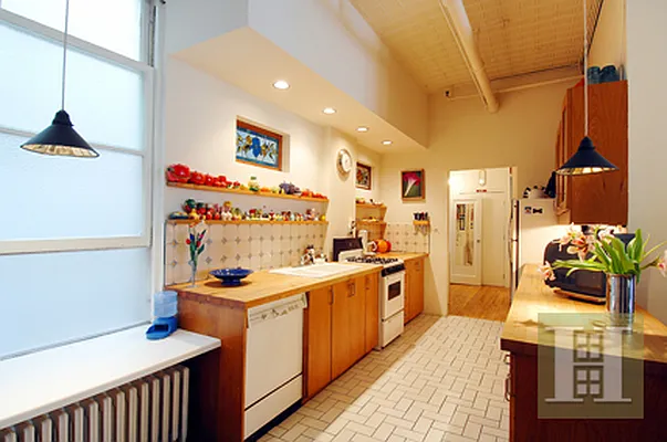 Rented by Halstead Real Estate | media 26