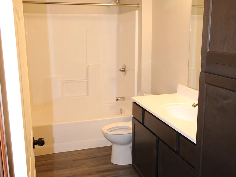 Dreamsville Apartments — Photo 51