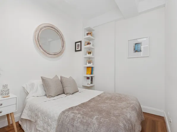 215 West 75th Street image 5 of 8