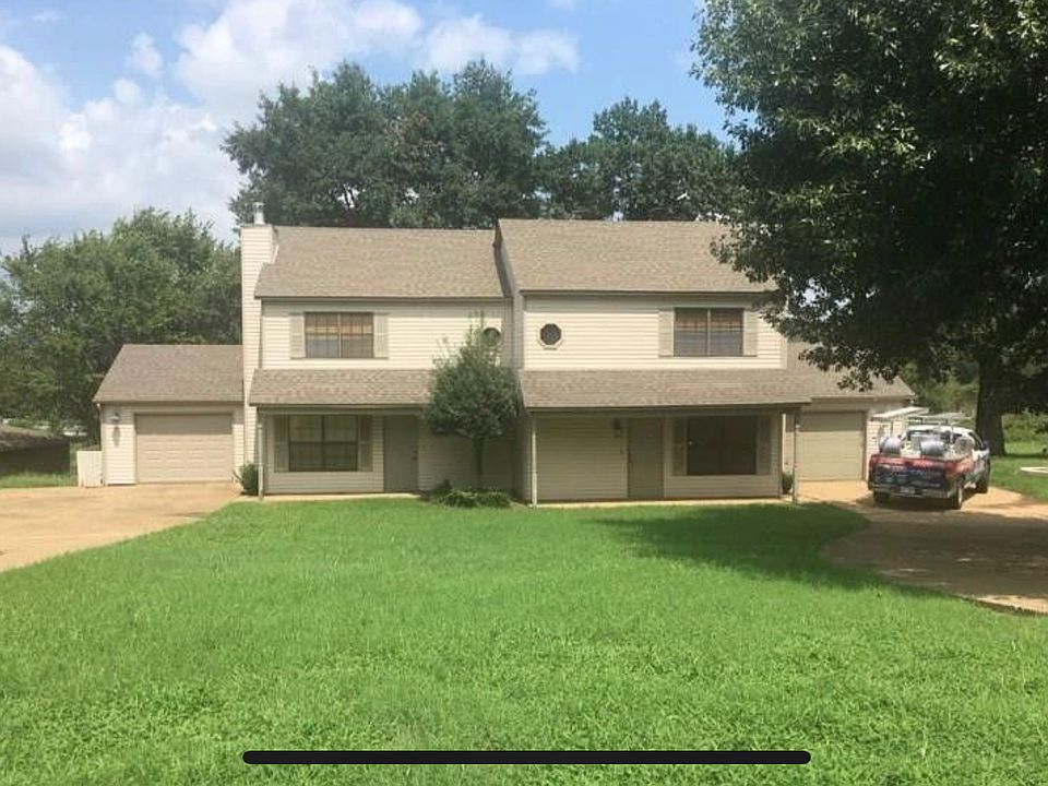 1st image of 2911 Laura Ln