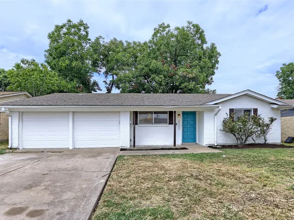 2903 E Mitchell St, Arlington, TX 76010