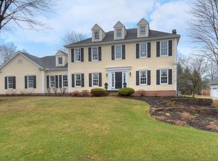 5911 Londonairy Blvd, Hudson, OH 44236