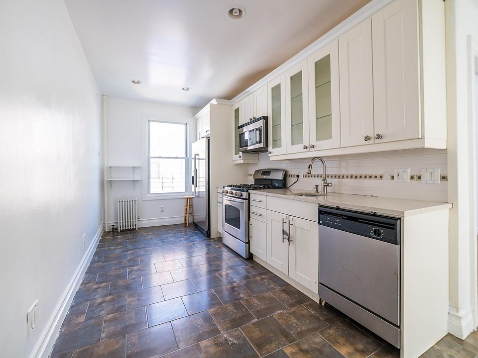1st image of 8740 110th St