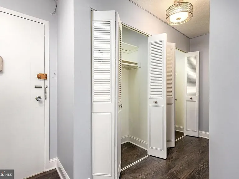 2030 N Adams St #1104 — Photo 21