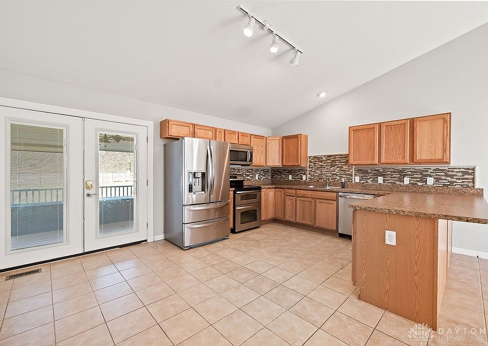 873 N Nixon Camp Rd, Oregonia, OH 45054 Zillow