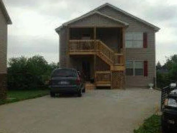 328-330 E Oak St, Nicholasville, KY 40356