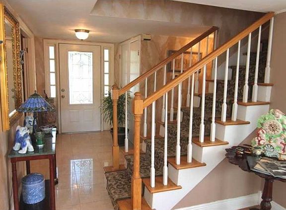 4th image of 2826 Hudson Pl