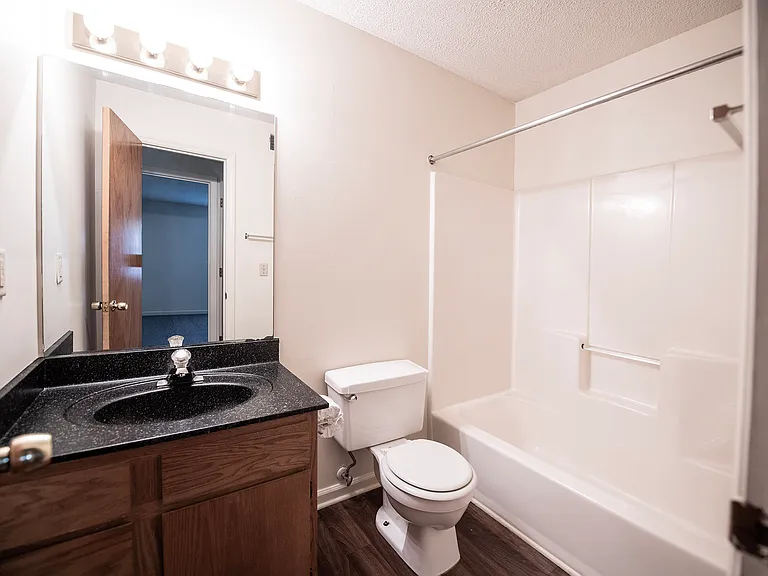 Park Hills Apartments — Photo 11