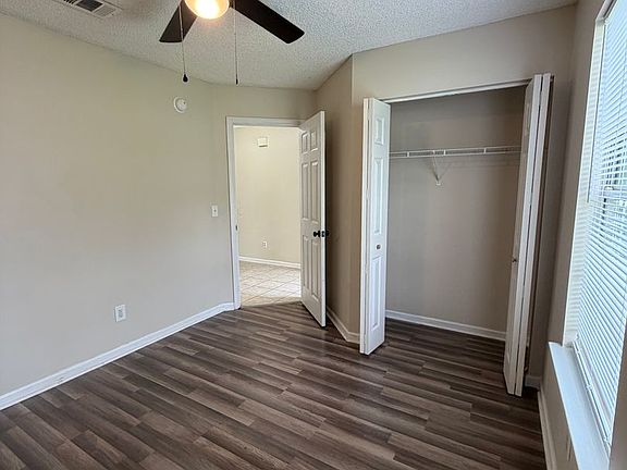 4th image of 23 Talbot Ct