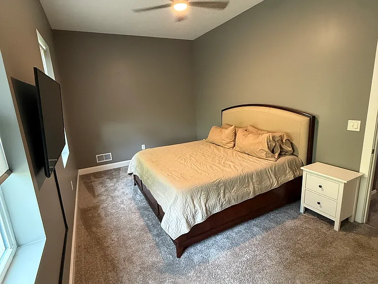 7260 Noblestown Rd #A — Photo 11