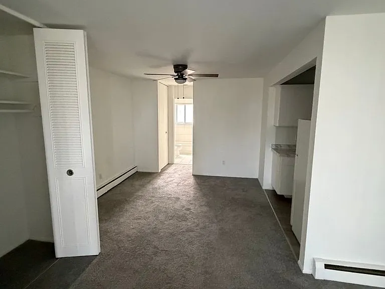24801 Jefferson Ave #15 — Photo 4