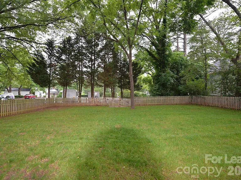 252 South St — Photo 23