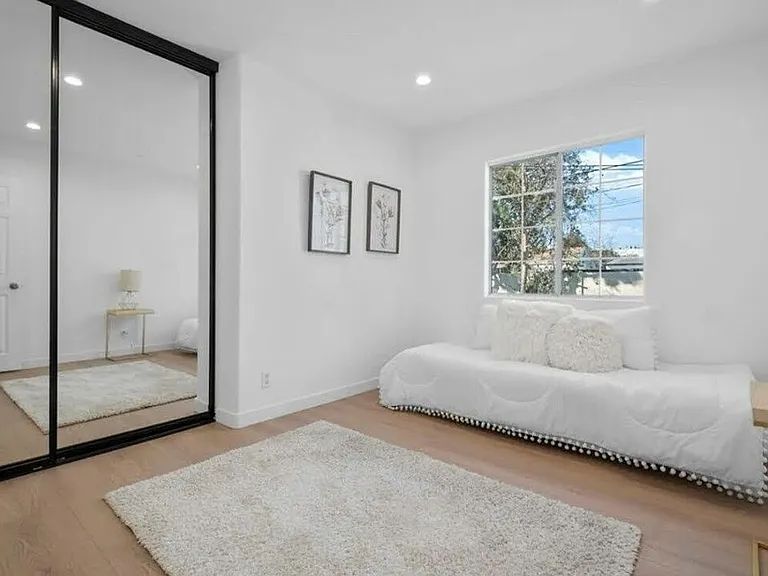 6251 Alcove Ave — Photo 6