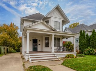 1104 Pearl St, Saint Joseph, MI 49085