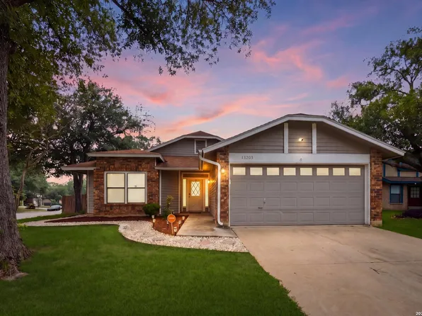 13203 WOOD CLIMB ST, San Antonio, TX 78233