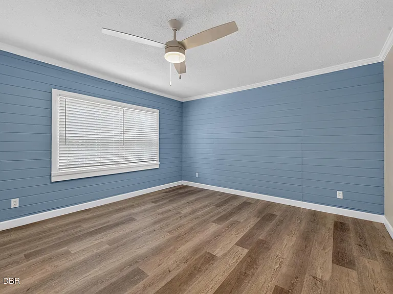 398 Golf Blvd — Photo 22
