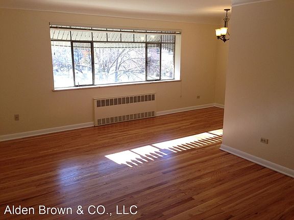 4th image of 800 N Ogden St #4173331