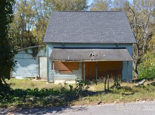 216 Walnut Ave, Granite Falls, NC 28630