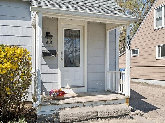 5th image of 100 Memorial Cres