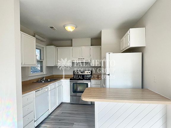 5th image of 819 Granite St APT A