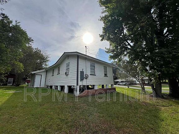 5th image of 6315 West Ave