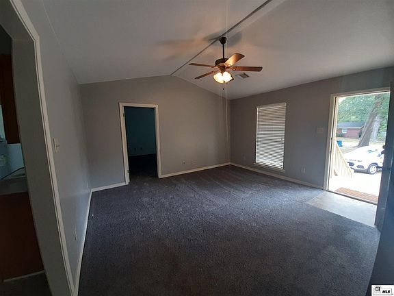 3rd image of 2154 Cypress St