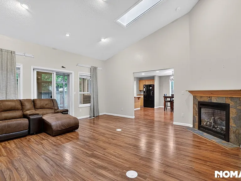 1204 SE 182nd Ave — Photo 9