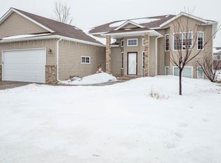 4159 52nd St S, Fargo, ND