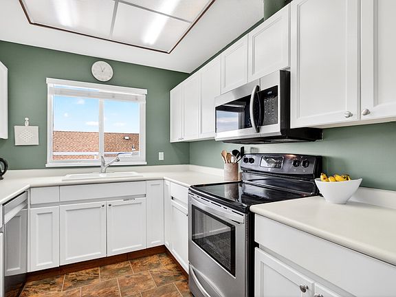 4th image of 5661 Ladner Trunk Rd #19