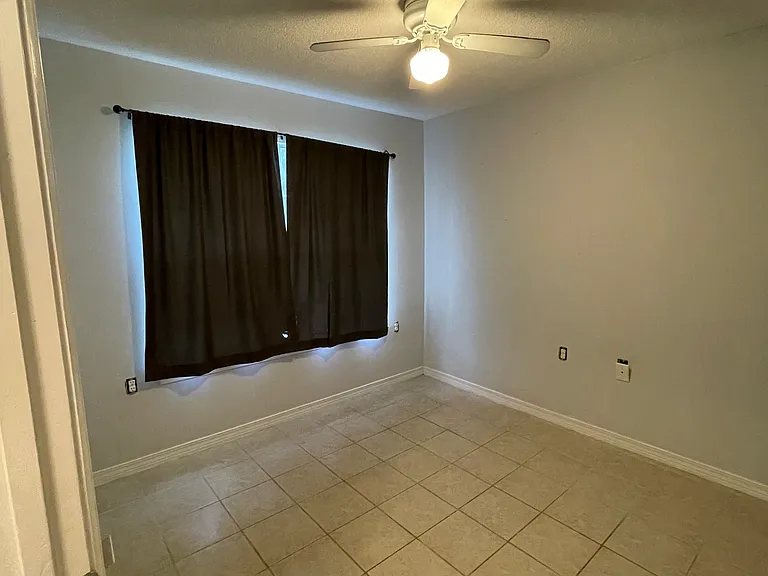 1145 Merrie Way — Photo 5