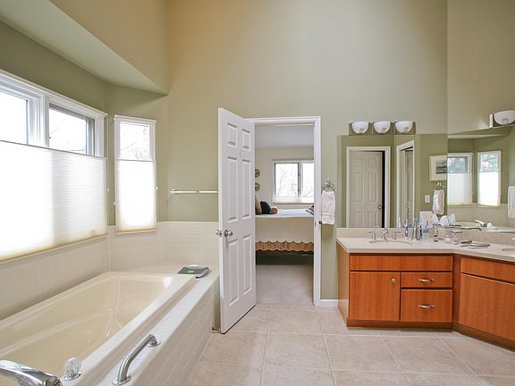 5-Piece Master Bathroom