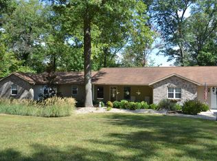 1804 Moonglow Rd, Centralia, IL 62801