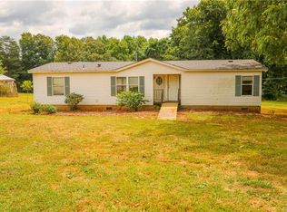 12650 Shannon Hill Rd, Louisa, VA 23093