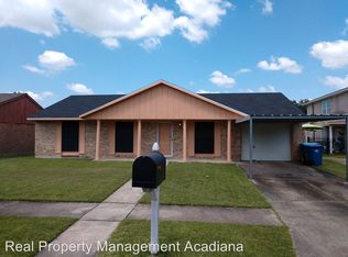 102 Toulouse Dr, Lafayette, LA 70506