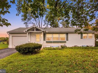 2409 Cambridge Rd, York, PA 17402